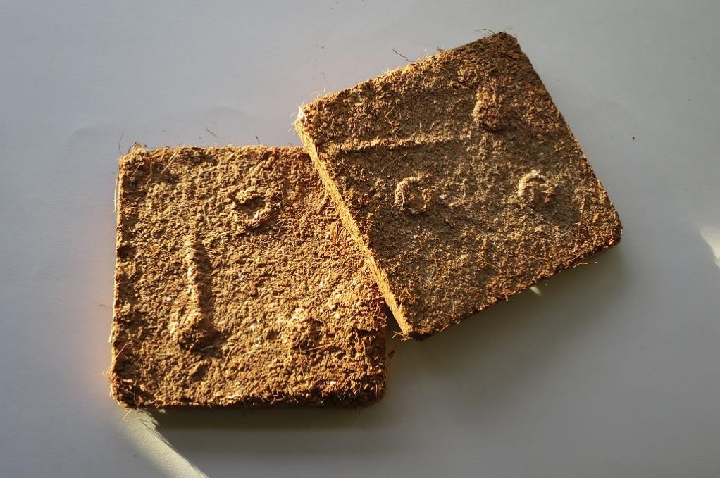 Frische Filtermatten für die Biofilter der BioEnergieTonnen. ©KWiN; Hahn&nbsp;