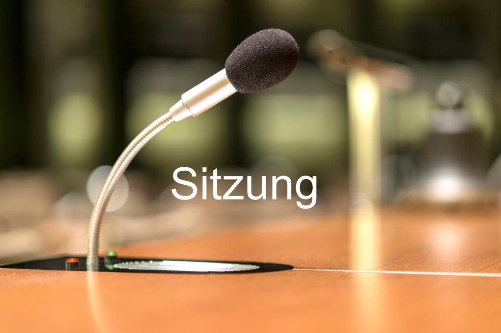 Symbolbild Sitzung, (c) iStock.com_Karl-Hendrik Tittel