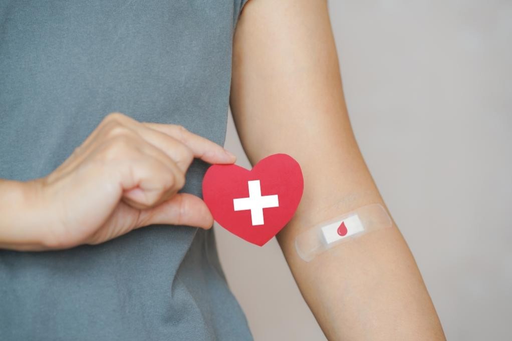 Blut spenden - Leben retten, (c) istock.com_Ratana21