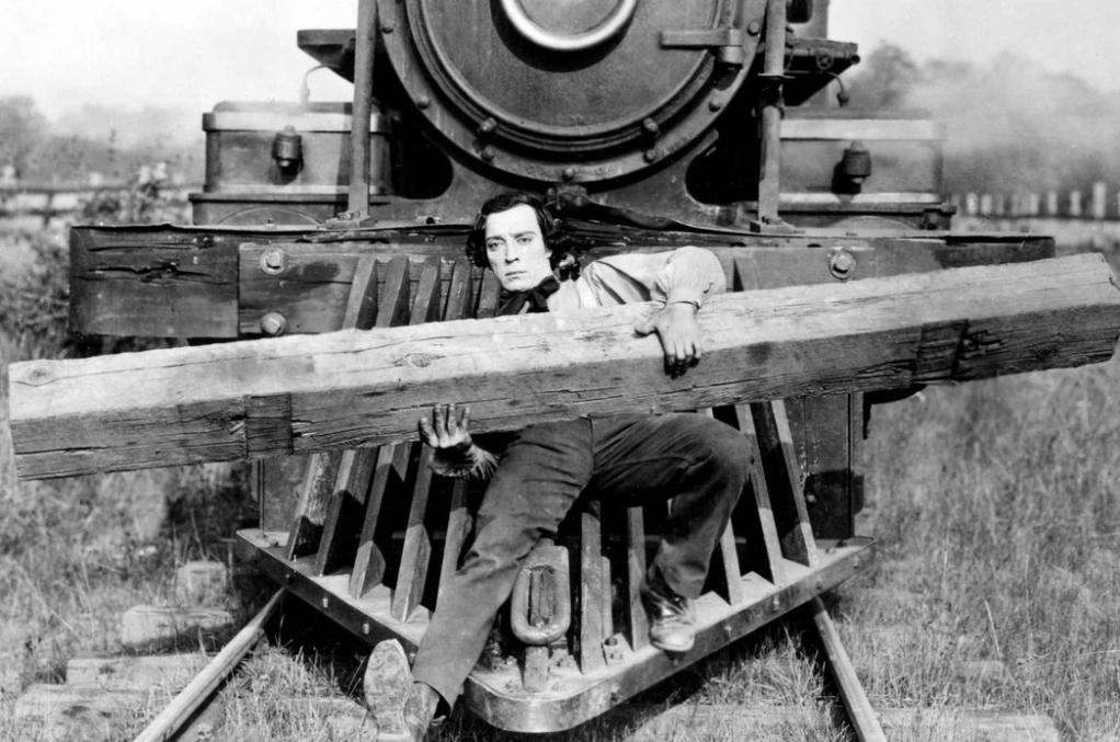 Buster Keaton als Lokführer Johnnie Gray in seinem Meisterwerk „Der General“ (1926). ©Wikipedia Commons Buster Keaton als Lokführer Johnnie Gray in seinem Meisterwerk „Der General“ (1926). ©Wikipedia Commons