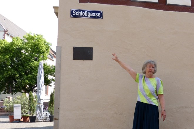 Die Führung "Gassenflüstern" durch die Mosbacher Altstadt (Foto: Stadt Mosbach)